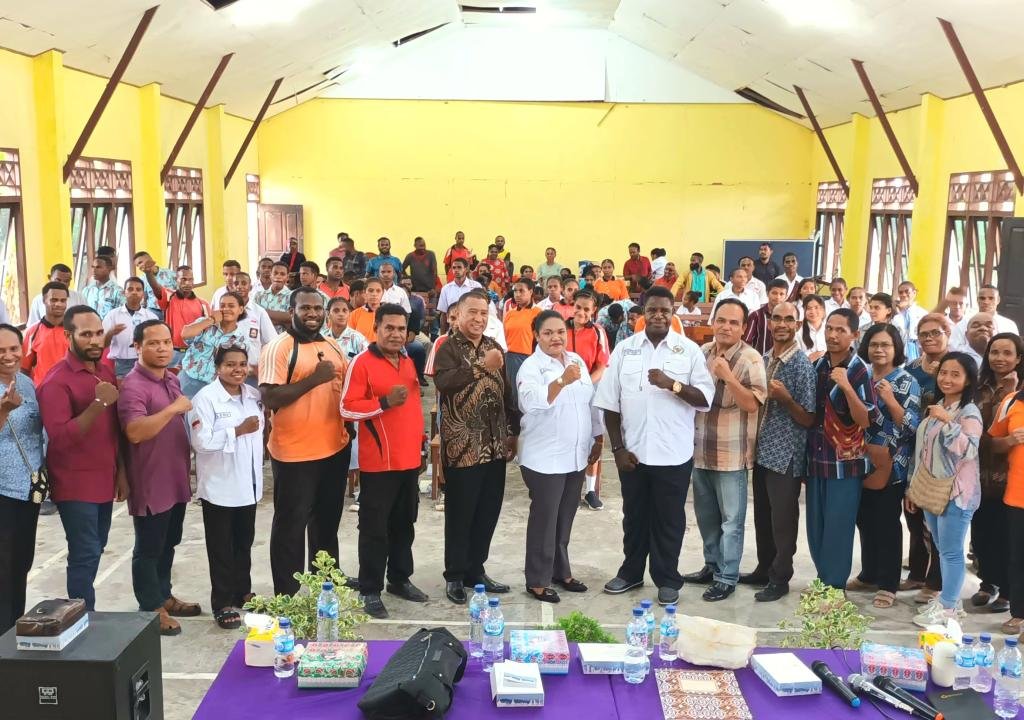 Senator Asli Papua Selatan Sosialisasi Empat Pilar Kebangsaan Bagi Pelajar Merauke