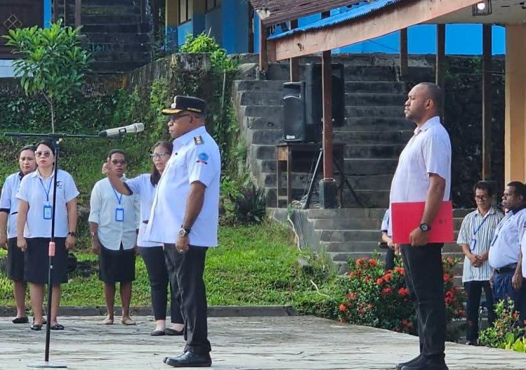 Wabup Sorong Selatan Resmi Buka Ujian Sekolah 2025, 845 Siswa Siap Bertarung di Tengah Harapan Peningkatan Mutu Pendidikan