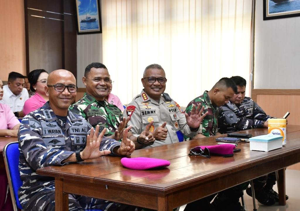 Ciptakan Generasi Cerdas, Asintel Danpasmar 3 Hadiri Launching Satuan Pelayanan Pemenuhan Gizi Polri