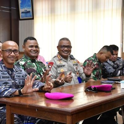 Ciptakan Generasi Cerdas, Asintel Danpasmar 3 Hadiri Launching Satuan Pelayanan Pemenuhan Gizi Polri