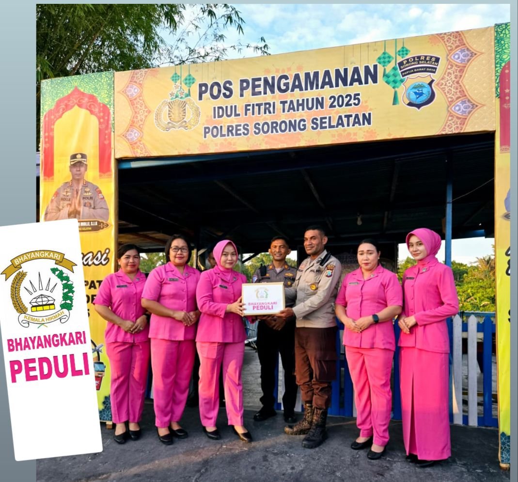 Bhayangkari Peduli: Ketua Bhayangkari Cabang Sorong Selatan Bagikan Parcel di Pos Pam Operasi Ketupat Dofior 2025
