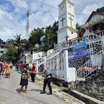 1.204 Personel Polda Papua Barat & Polda PBD Dikerahkan Amankan Ibadah Jumat Agung Paskah 2025, Gereja Dijaga Ketat
