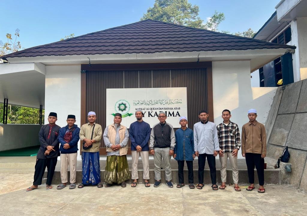 Ponpes Alam Inspirasi Sorong Kirim Empat Santri ke Ponpes Isy Karima dan Darusy Syahadah Jawa Tengah