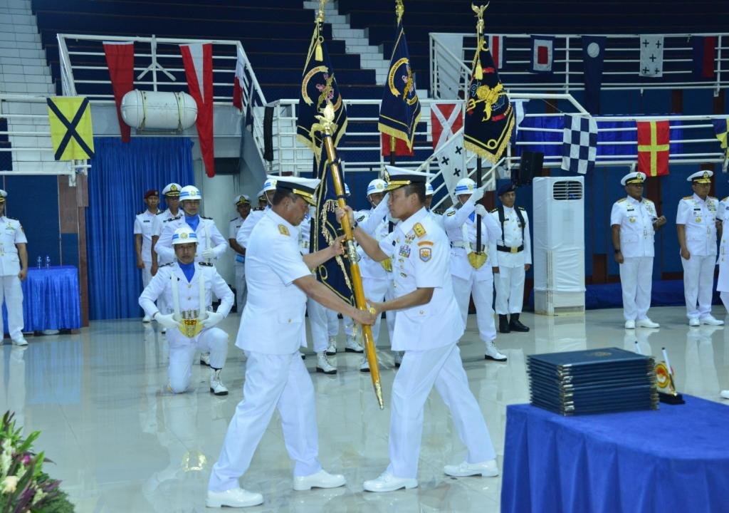 Serah Terima Jabatan, Laksda Krisno Utomo Jabat Pangkoarmada III