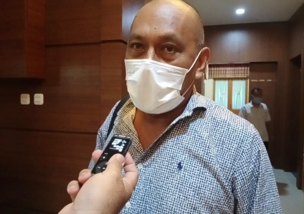 Tanpa Penolakan Warga, Pasien Terkonfirmasi Corona Dimakamkan di TPU