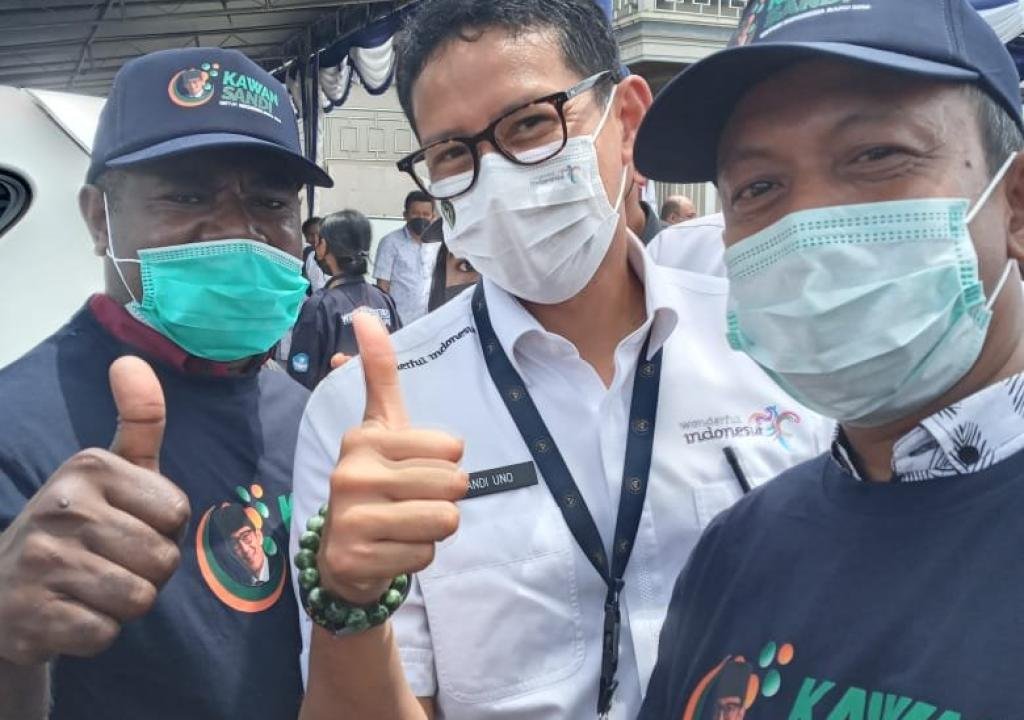 Tiba Disorong, SANDI Disambut Relawan Kawan Sandi (RKS) ; Ini Calon Presiden KITA