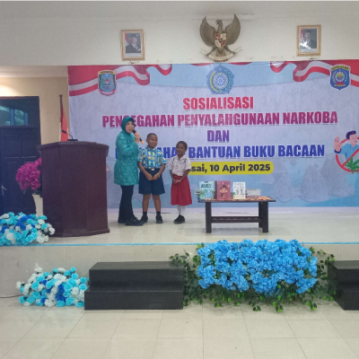 Kunjungi Raja Ampat, Ketua Umum PKK Tekankan Pentingnya Jaga Anak dari Bahaya Narkoba