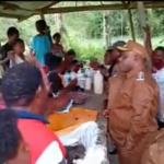 Wakil Bupati Dan Sekda Maybrat Belanja Dagangan Mama-mama Papua, Wujud Kepedulian Terhadap Masyarakat