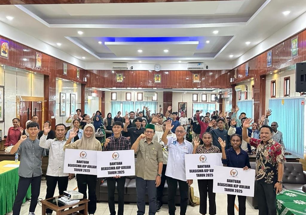 Sambangi Kampus UNAMIN; Anggota DPD RI - H. Hartono Ajak Generasi Muda Kritis