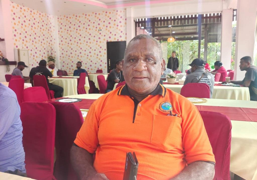 Arens Howay Soroti Mandeknya DPRD Sorong Selatan: Sudah 6 Bulan lebih Tak Ada Pimpinan, Rakyat Butuh Penjelasan!