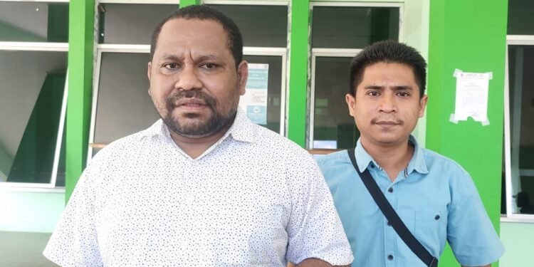 Ketua BAWASLU Papua Barat Daya Farli Sampetoding Rego.