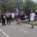 Aksi demo DAS Maya di depan Kantor DPD Demokrat Km 8.