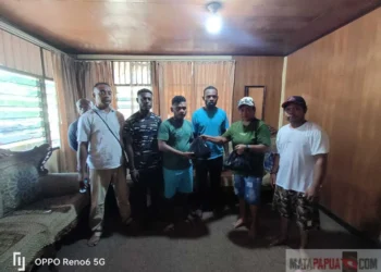 KET : Tim Pemenangan Sobat GAUL tingkat distrik dan kampung Raja Ampat.(Foto/drk.MataPapua)