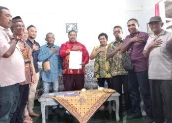 Ketua MRPBD Alfons Kambu lakukan Verfak Bakal Calon Wakil Gubernur Sirajudin Bauw di Fak-Fak.